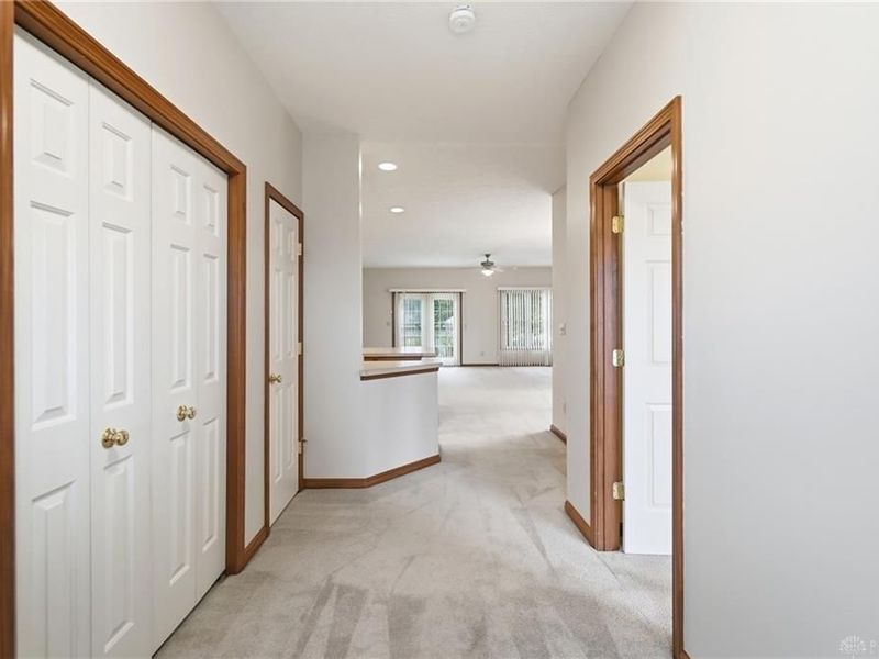 303 Mumford Drive, Troy, OH 45373 Photo 6
