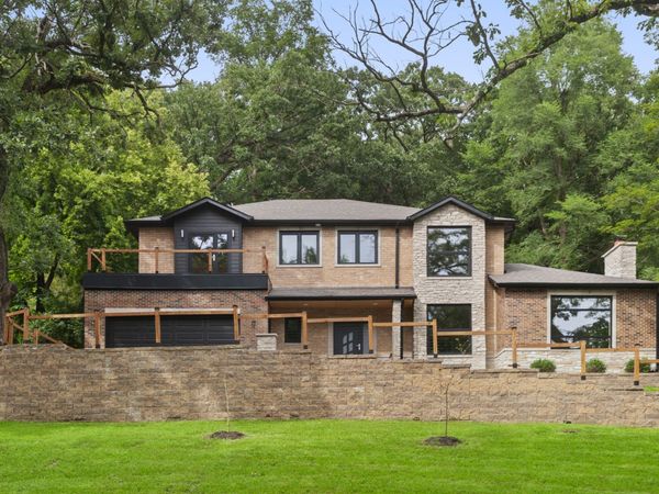 615 Harper Drive, Algonquin, IL 60102