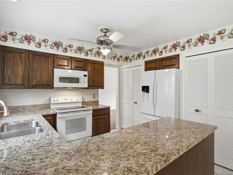 35771 Meadowdale Drive, Solon, OH 44139 Photo 14