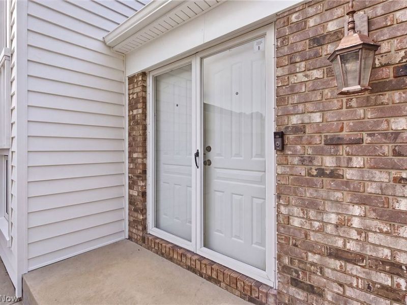 35771 Meadowdale Drive, Solon, OH 44139 Photo 3