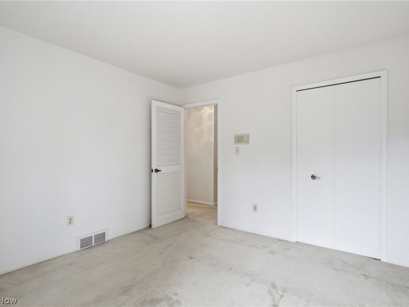 35771 Meadowdale Drive, Solon, OH 44139 Photo 37