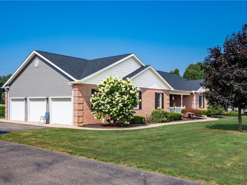 3660 Michelle Lane, Zanesville, OH 43701 Photo 2