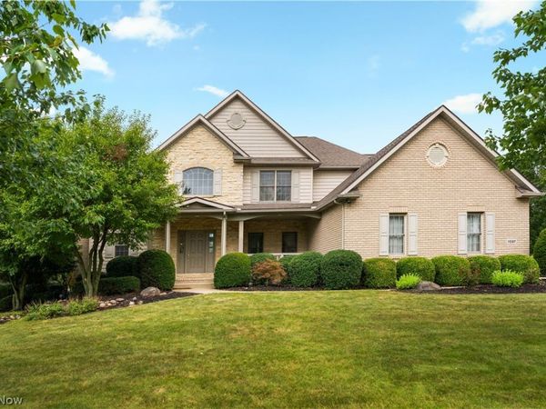 1597 Fallen Timber Street NE, Canton, OH 44721