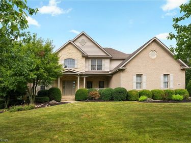 1597 Fallen Timber Street NE, Canton, OH 44721