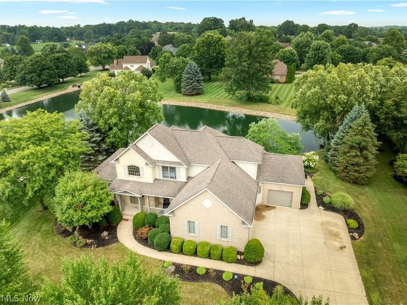 1597 Fallen Timber Street NE, Canton, OH 44721 Photo 2