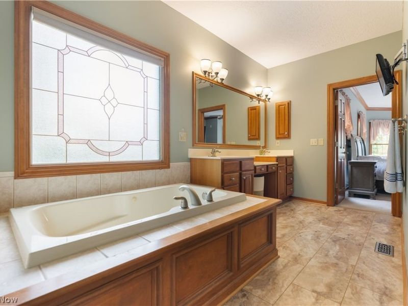 1597 Fallen Timber Street NE, Canton, OH 44721 Photo 30