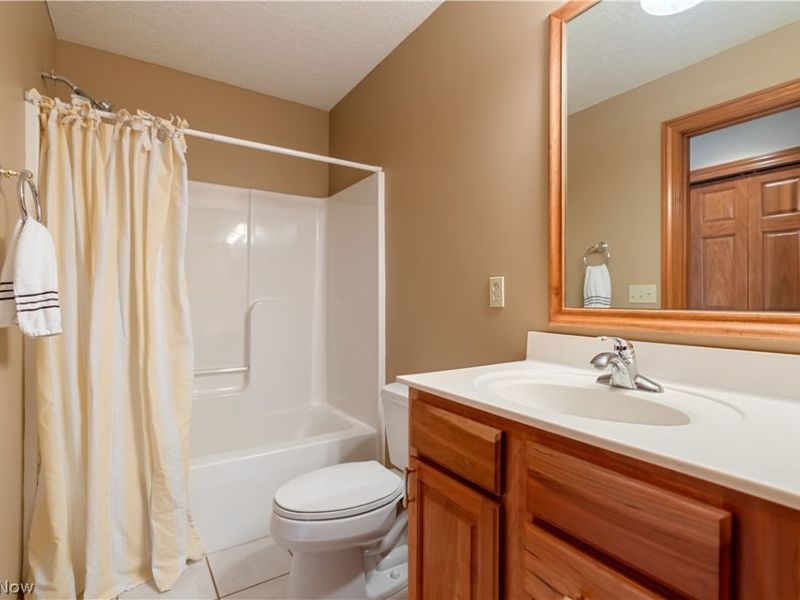 1597 Fallen Timber Street NE, Canton, OH 44721 Photo 37
