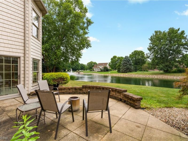 1597 Fallen Timber Street NE, Canton, OH 44721 Photo 9
