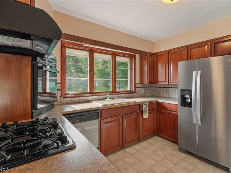 4290 Woodedge Boulevard, New Franklin, OH 44319 Photo 21