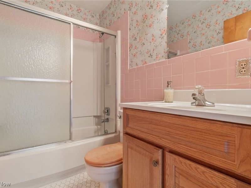 4290 Woodedge Boulevard, New Franklin, OH 44319 Photo 32