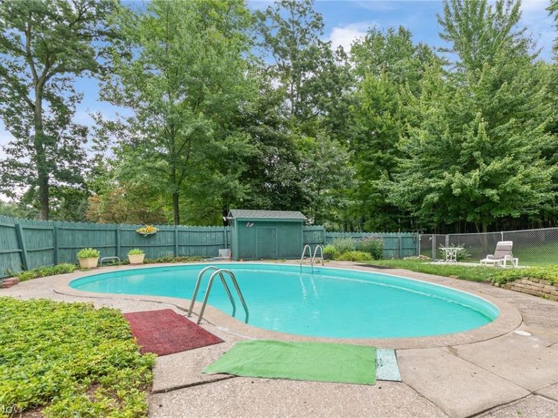 4290 Woodedge Boulevard, New Franklin, OH 44319 Photo 4