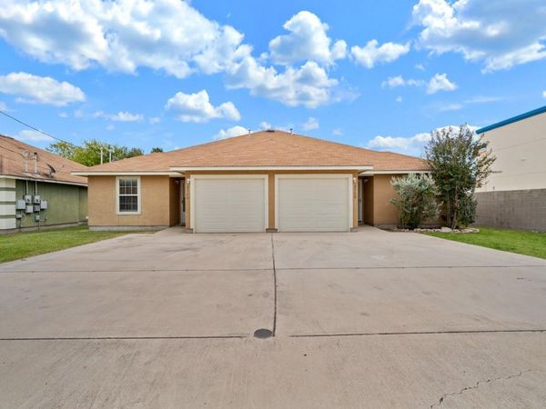 236 Rosalie DR, New Braunfels, TX 78130