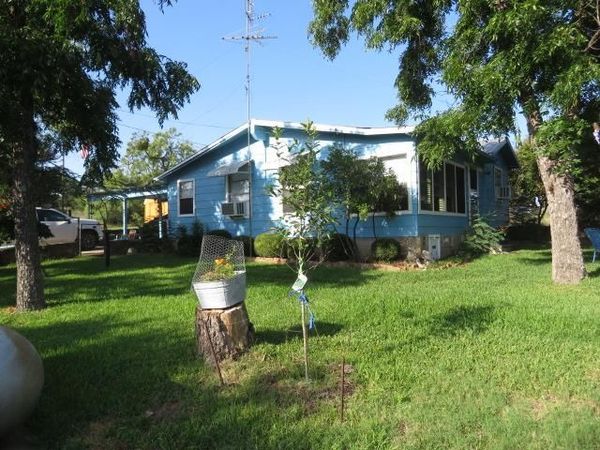 401 County Road 138 , Burnet, TX 78611
