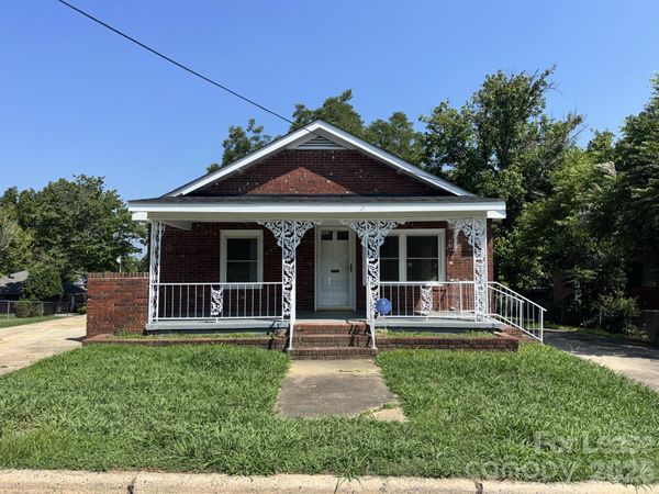 303 Garfield Street , Statesville, NC 28677