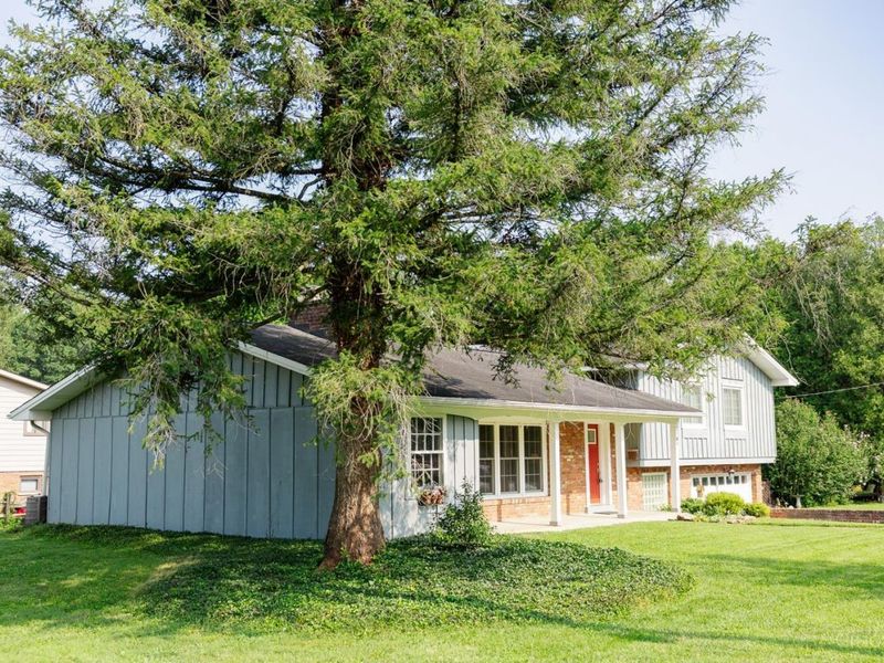 99 Red Bird Lane, Terrace Park, OH 45174 Photo 4