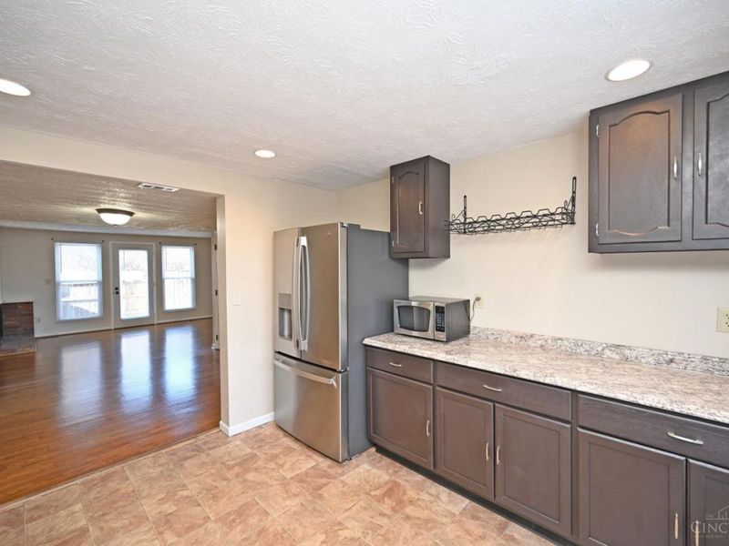985 Woodlyn Drive N, Anderson Twp, OH 45230 Photo 17