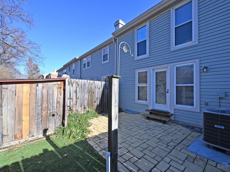 985 Woodlyn Drive N, Anderson Twp, OH 45230 Photo 38