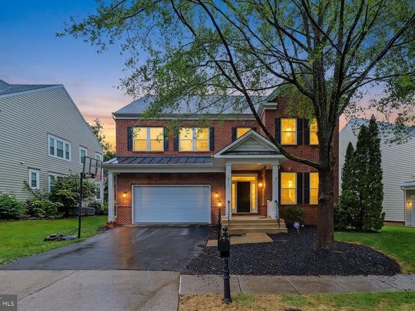 22891 COURTLAND PARK DRIVE, BRAMBLETON, VA 20148