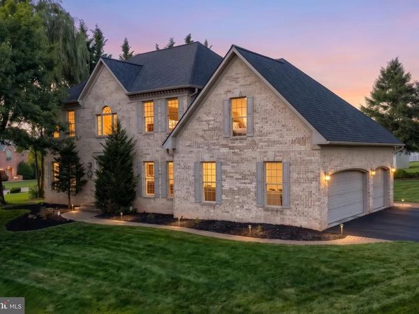 1124 SARAZEN WAY, YORK, PA 17404