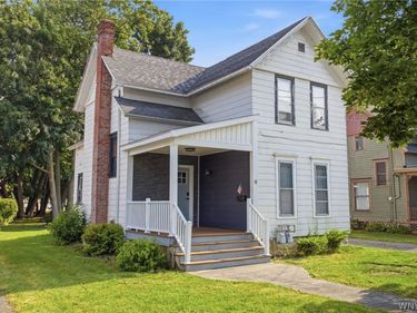 9 Lincoln Avenue , Le Roy, NY 14482