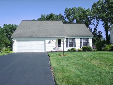 48 Woodsong Lane , Rochester, NY 14612