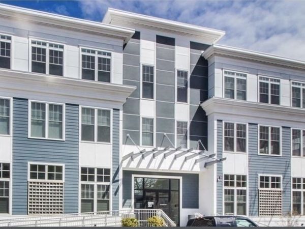 353 Summer St, Unit 104, Somerville, MA 02144
