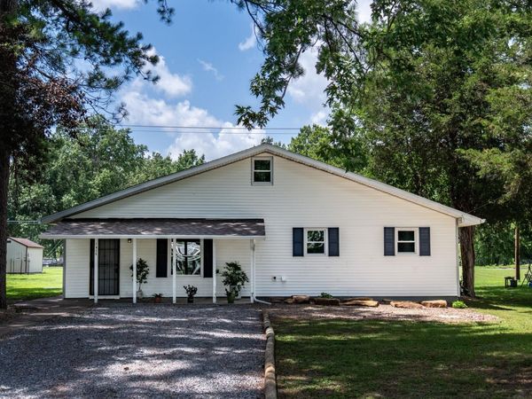 1815 N 14TH Street, Herrin, IL 62948