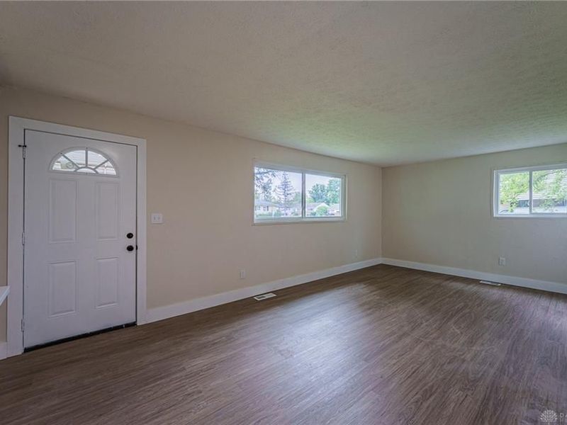 5193 Fortman Drive, Jefferson Township, OH 45417 Photo 4