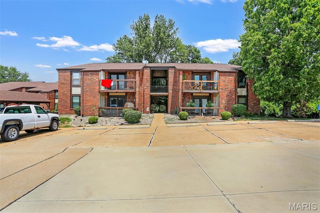 6824 Cottage Grove Lane , Unit F, Saint Louis, MO 63129 Main Photo