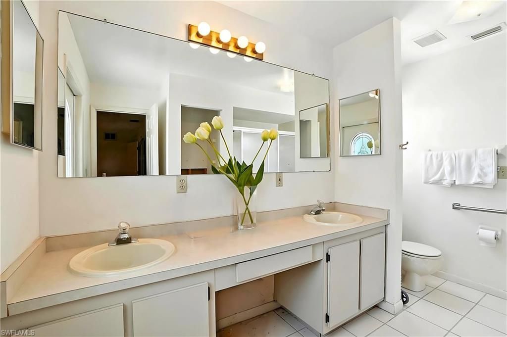 8363 Estero Blvd , Fort Myers Beach, FL 33931 Photo