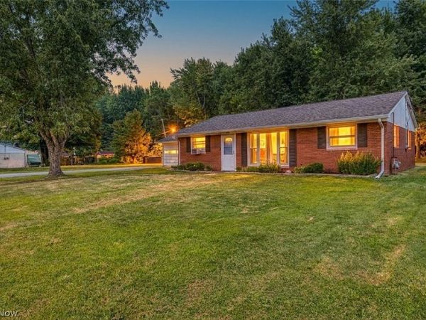 107 Hyder Drive, Madison, OH 44057