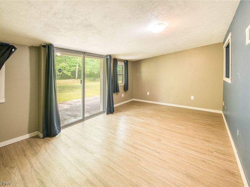107 Hyder Drive, Madison, OH 44057 Photo 12