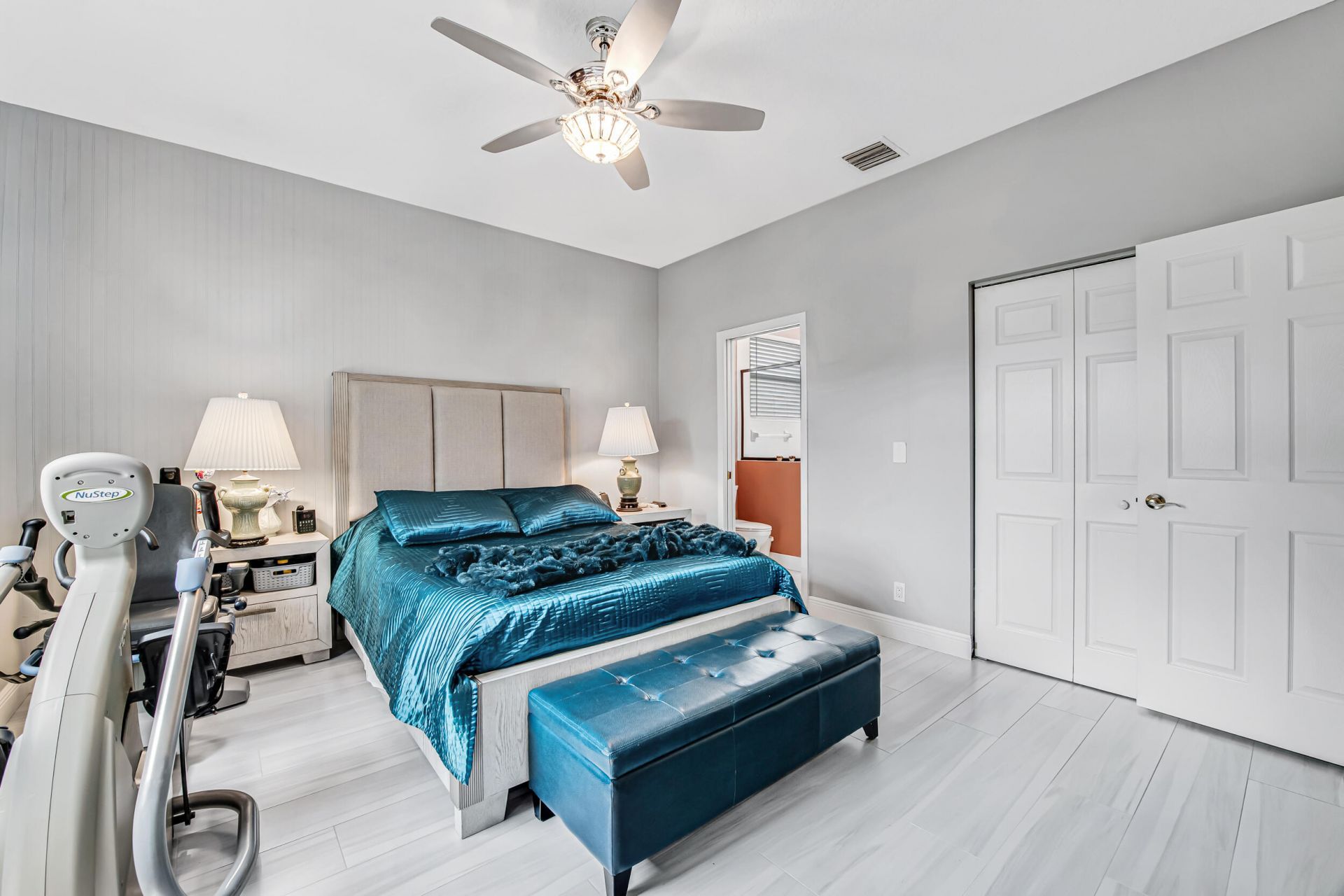 9636 Crescent View Drive N, Boynton Beach, FL 33437 Photo