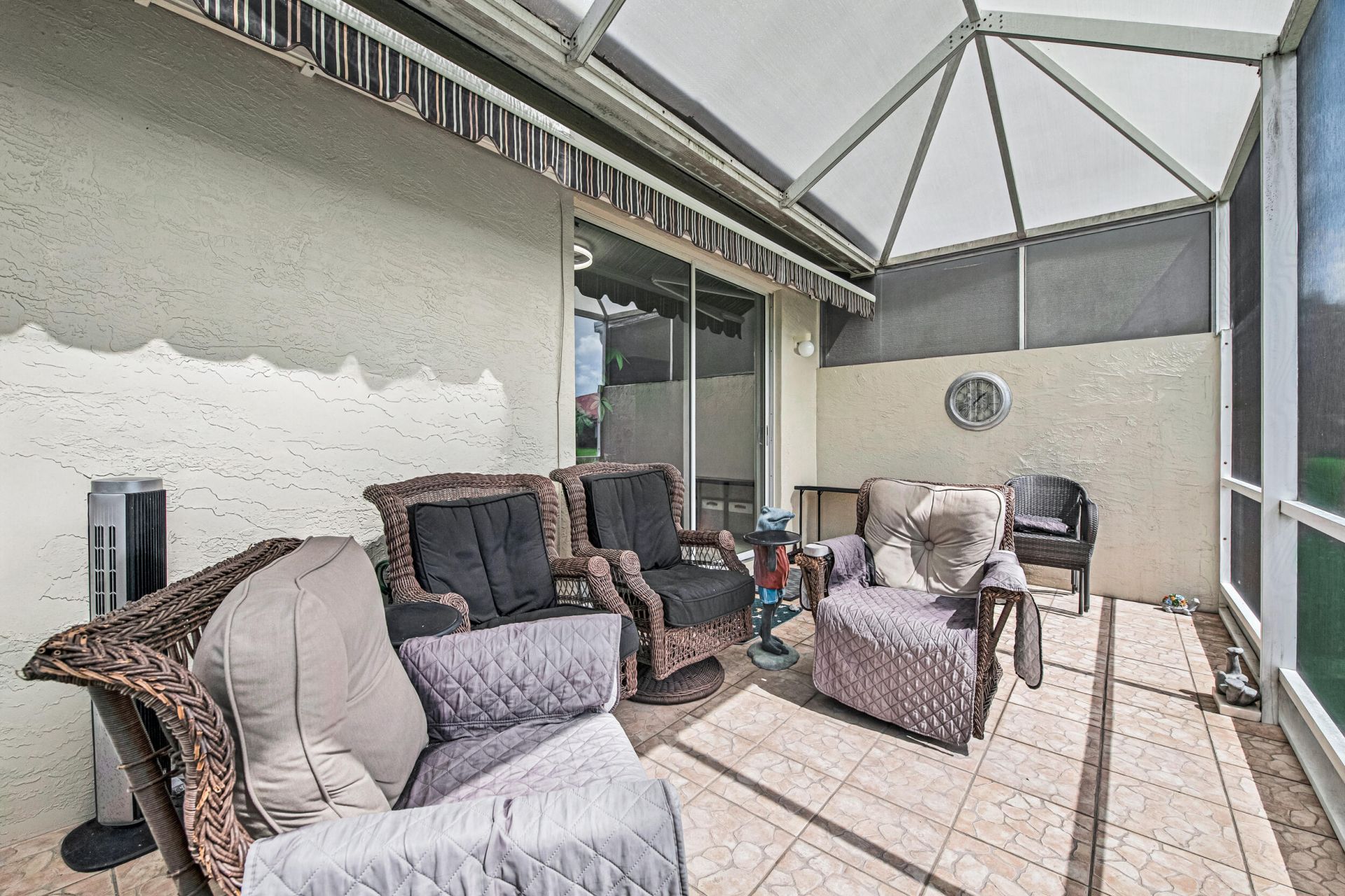 9636 Crescent View Drive N, Boynton Beach, FL 33437 Photo