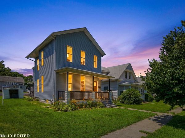 1007 S 14Th Street, Burlington, IA 52601