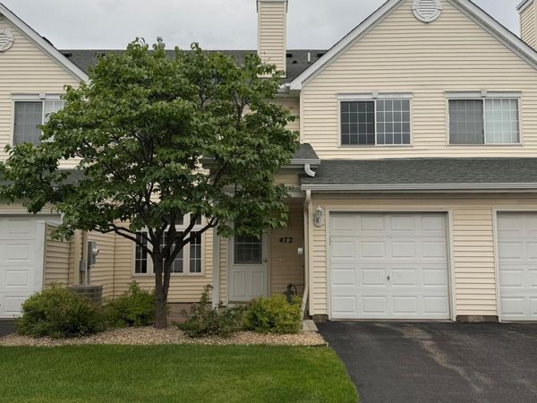 472 Aqua Circle , Lino Lakes, MN 55014