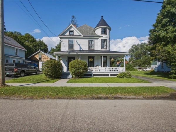 18 Randall Street, Waterbury, VT 05676