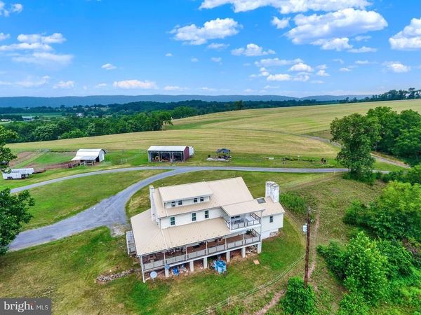 267 HOBBY HORSE LANE, MILLERSBURG, PA 17061