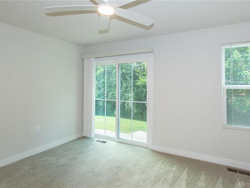 6639 Crystal Harbour Drive, Middletown, OH 45042 Photo 14
