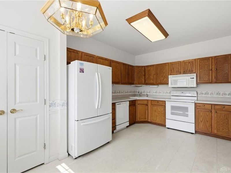 3071 Willowbrook Way, Beavercreek, OH 45431 Photo 13
