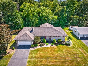5 Robin Road , New Hartford, NY 13413