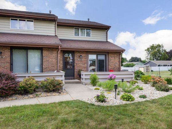 1435 Laramie Lane, Unit 8, Janesville, WI 53546