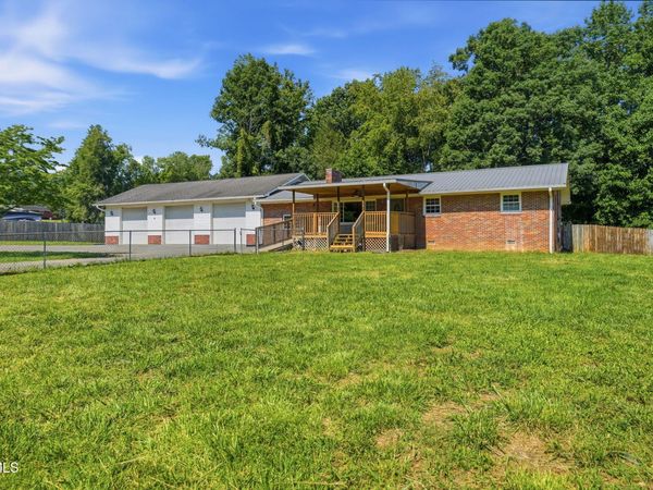 284 H Heaton Road, Elizabethton, TN 37643