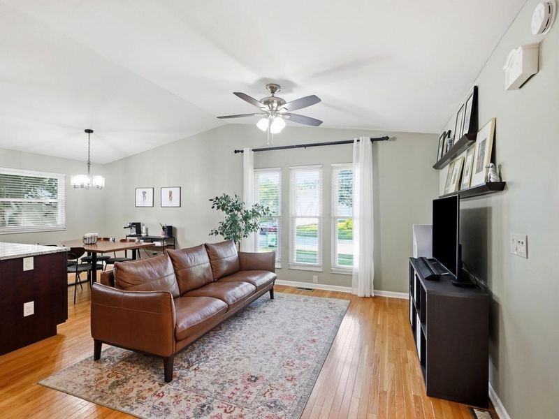 6360 Shaftsbury Lane, Dublin, OH 43017 Photo 5