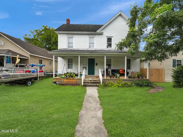 1113 Wood Street, Elizabeth City, NC 27909