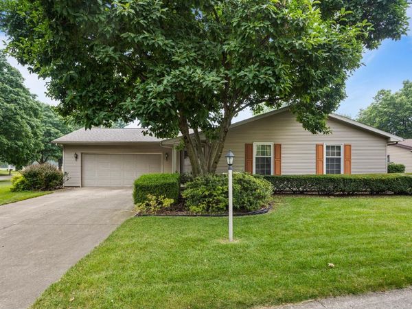 2107 Gunn Drive, Champaign, IL 61821
