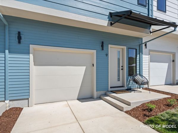 2032 Sunset Drive, Unit 10, Medford, OR 97501