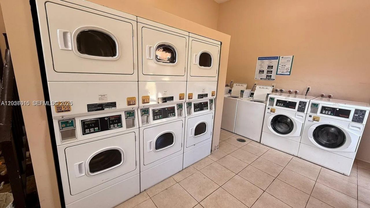 5921 Washington St, Unit 128, Hollywood, FL 33023 Photo