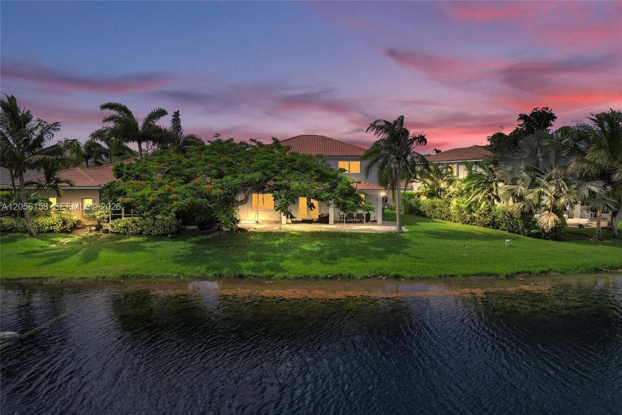 1216 Chinaberry Dr, Weston, FL 33327 Photo