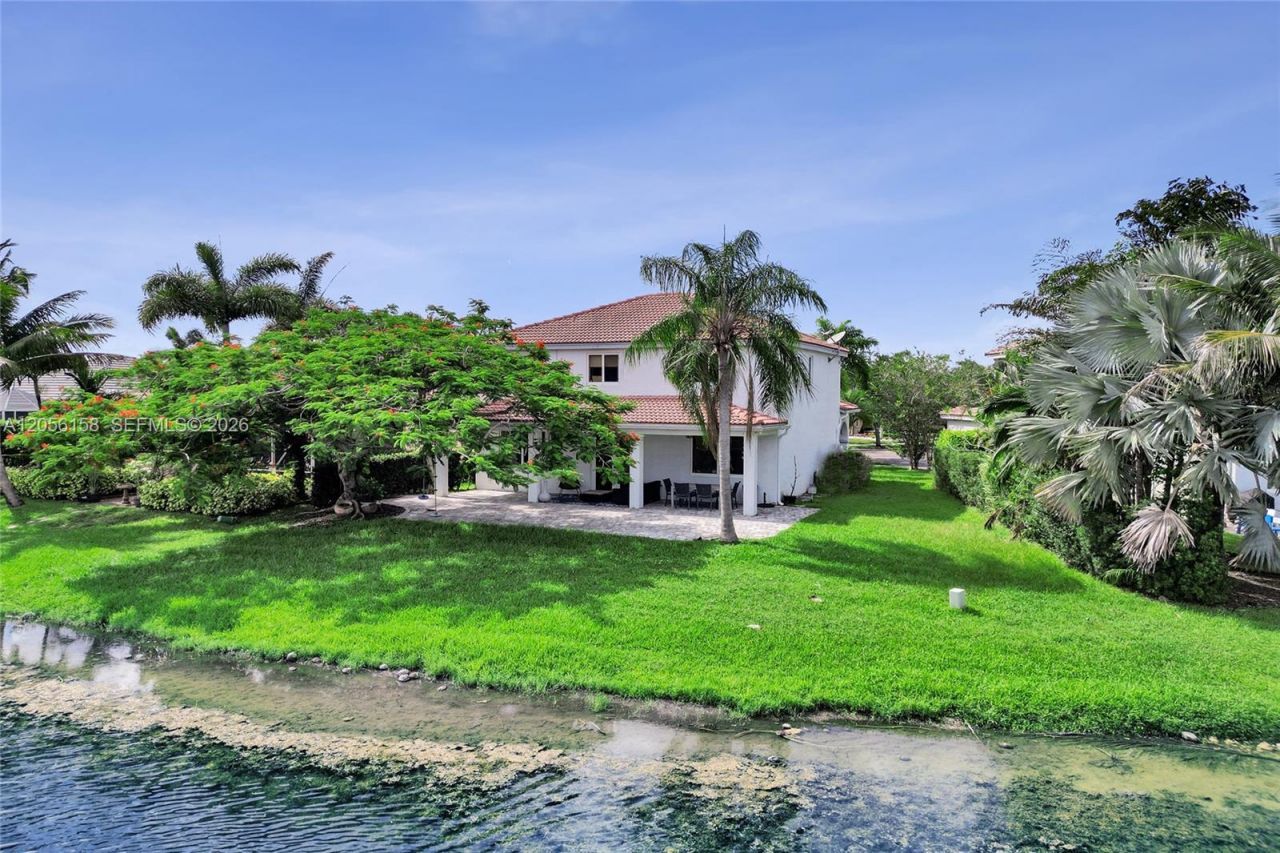 1216 Chinaberry Dr, Weston, FL 33327 Photo